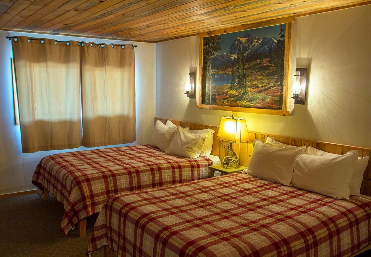 High Country Motel And Cabins Cooke City Ngoại thất bức ảnh