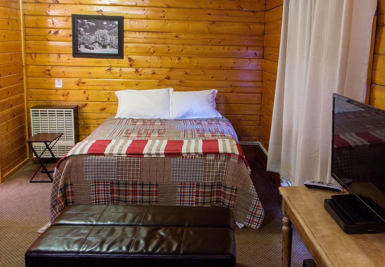 High Country Motel And Cabins Cooke City Ngoại thất bức ảnh